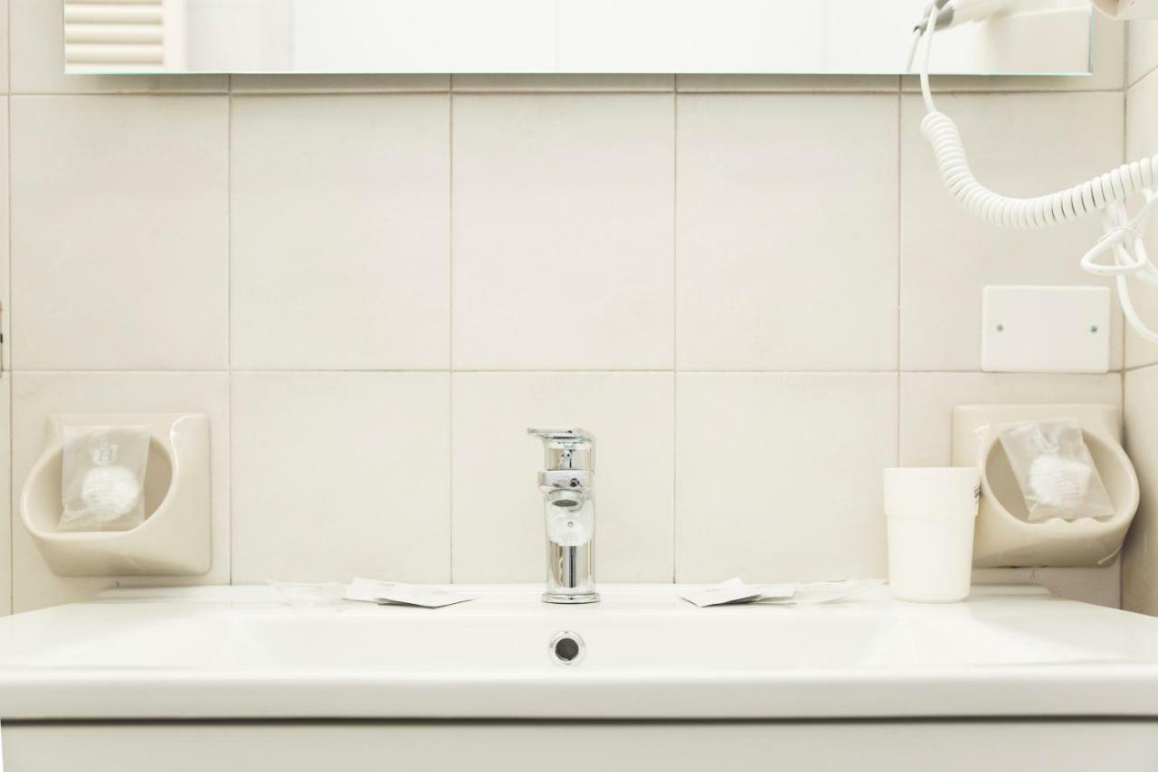 Tourist House Bologna - Fringe - Self Check-In Apartment Exterior foto
